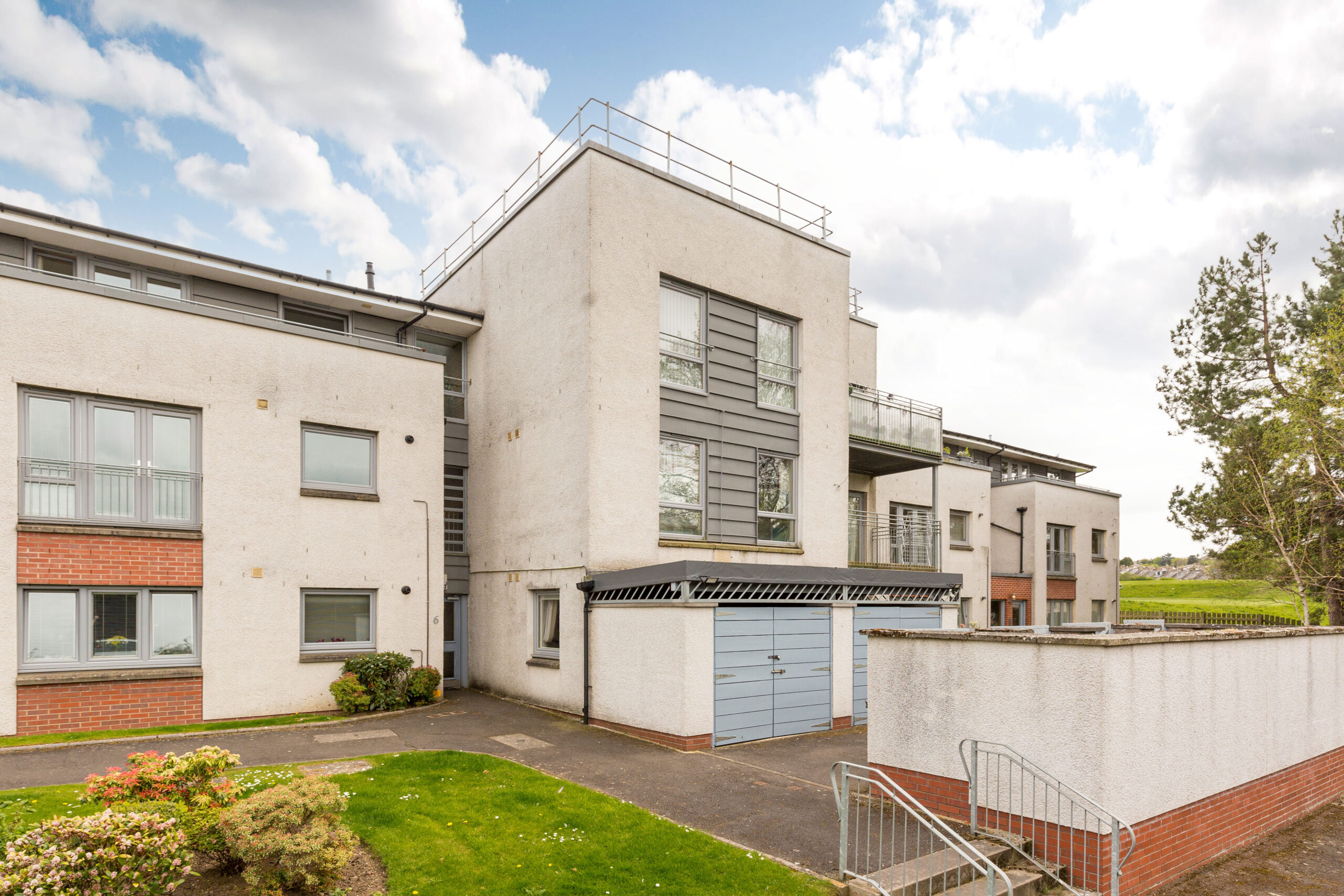 Flat 2, 6 Orrok Lane, Liberton EH16 5HF