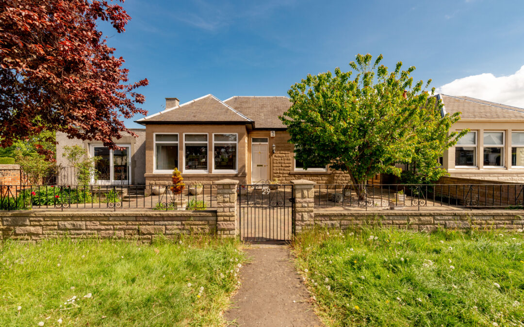 29 Mountcastle Drive South, Edinburgh EH15 1PN