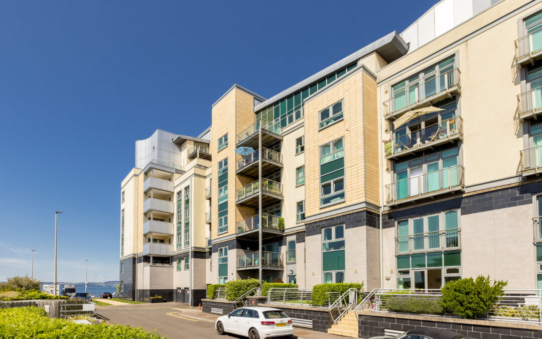 6/14 Western Harbour Place, Edinburgh EH6 6NG