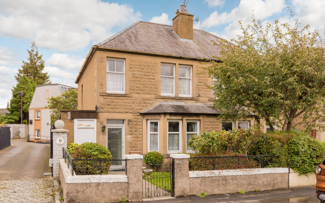 11 Featherhall Avenue, Edinburgh, EH12 7TG